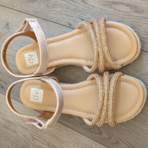 Sandals for girls